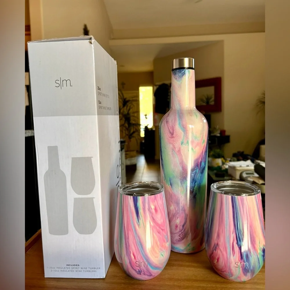 NIB
Simple Modern Beverage Bundle 
1 25 oz. Beverage Bottle
2 12oz Tumblers - Picture 4 of 8